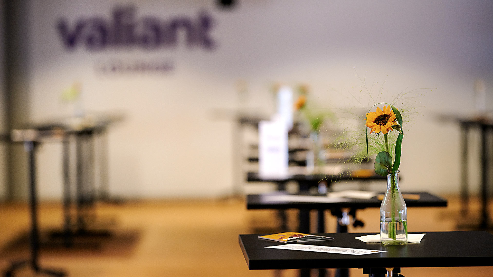 portfolio_valiant_lounge_3