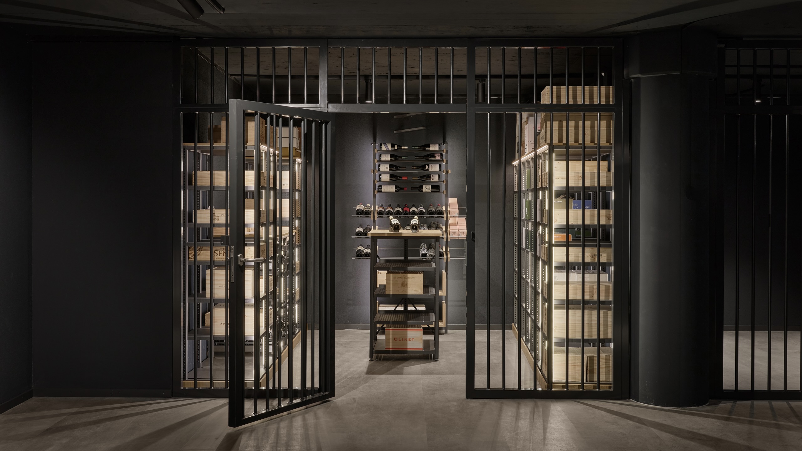 wineBANK-zuerich-13_by-Julian-Forte-Photography