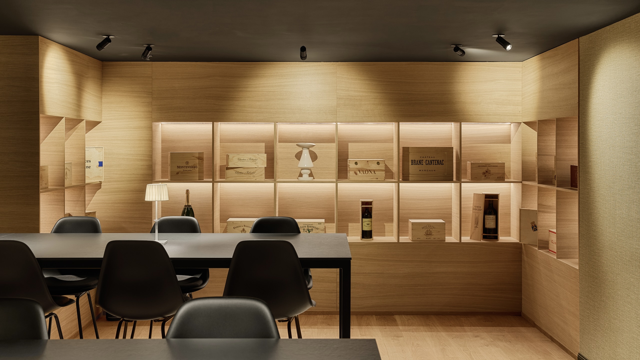 wineBANK-zuerich-36_by-Julian-Forte-Photography